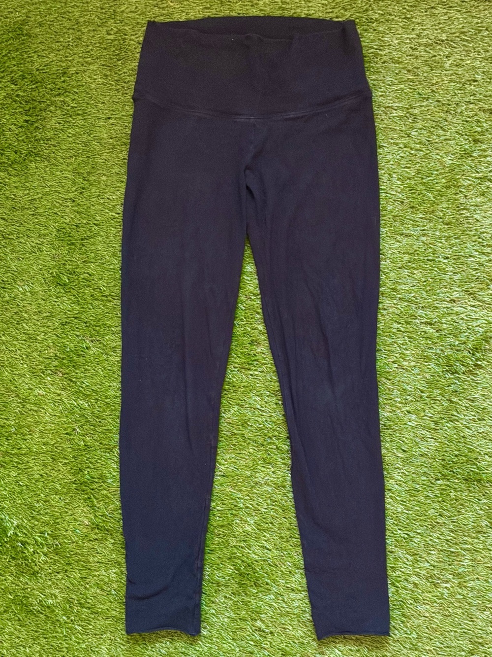 TNA Aritzia Black High Rise Full Length Leggings Small